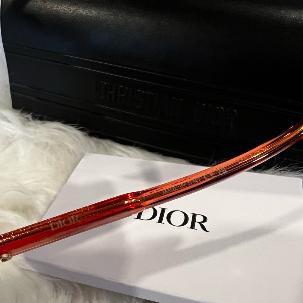 Dior Sunglasses - Picture 6 of 7